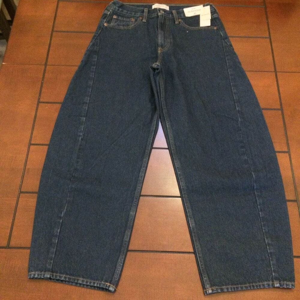 NWT Abercrombie & Fitch mid rise barrel Jean dark wash 27
